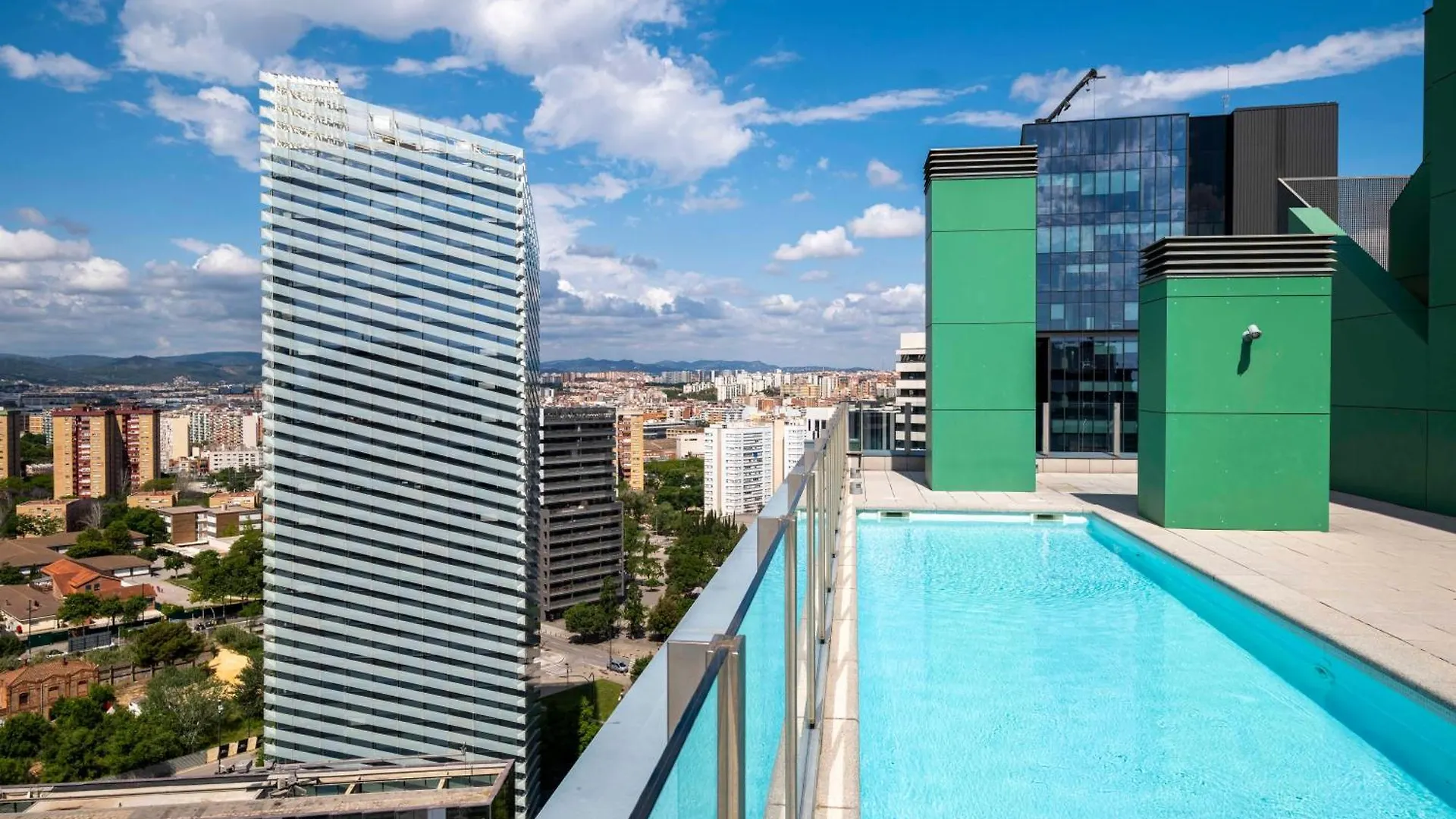 Amazing Apart Fira Barcelona And 15' From Bcn Center With Pool Apartment